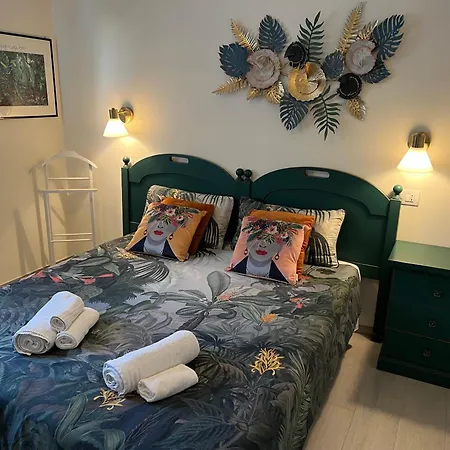 Jungle Chic Business & Fun Apartment *